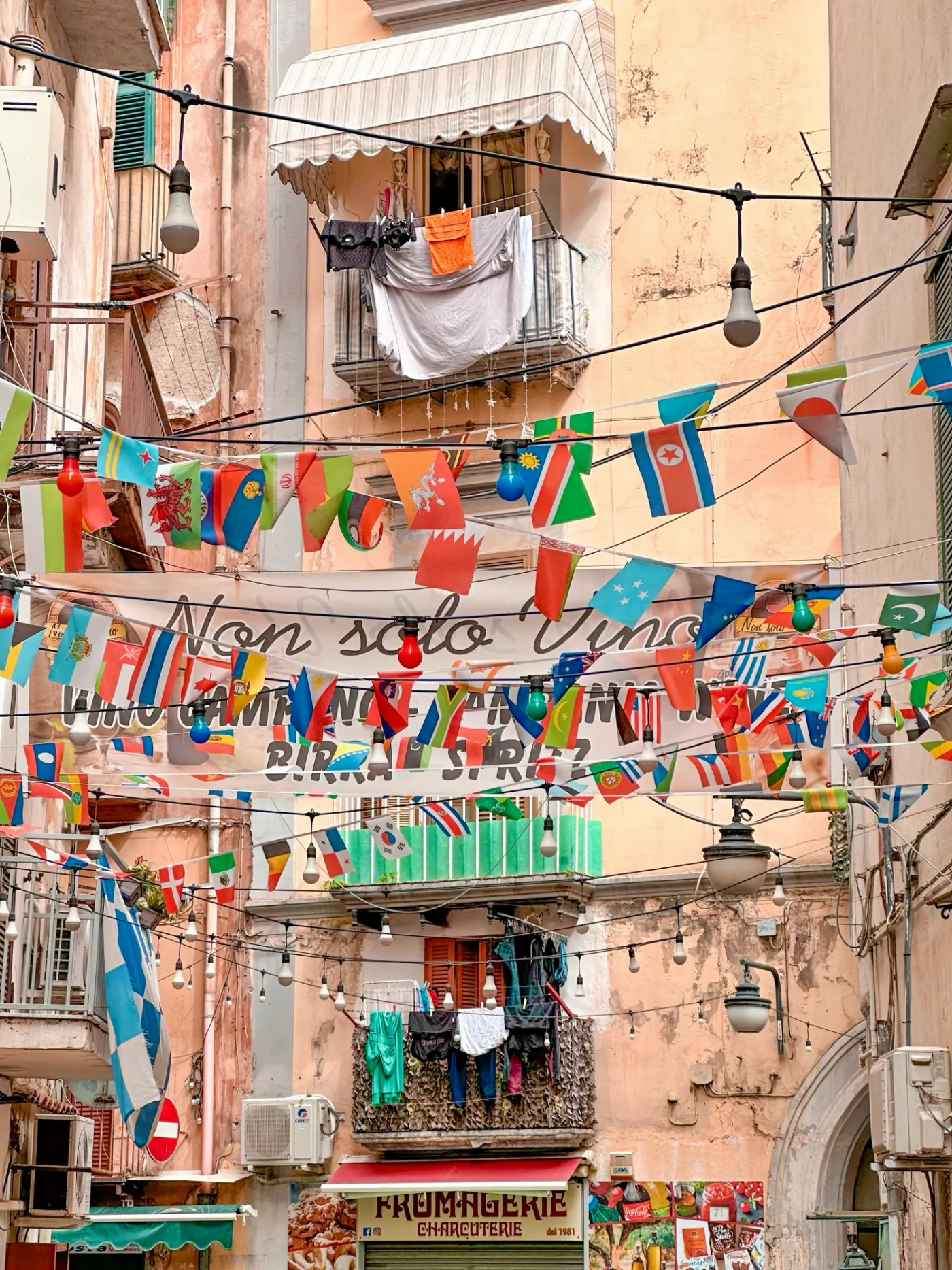GRUPAL PUGLIA Y SICILIA - 11/05/27